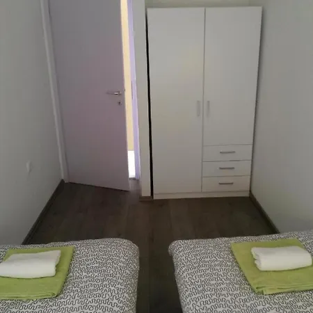 Jure Apartment