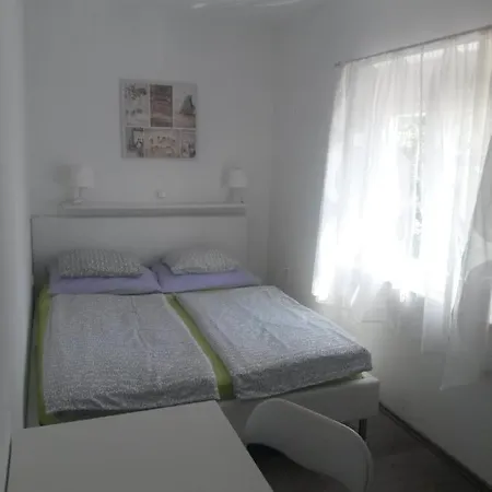 Apartment Jure Sukošan
