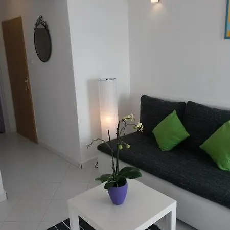 Apartment Jure Sukošan